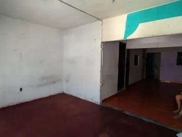 ¡Excelente Oportunidad en Zona Comercial!