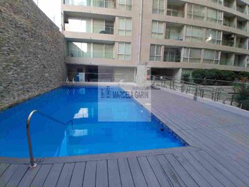 Arriendo departamento amoblado seminuevo 2 dormitorios, 2 baños.