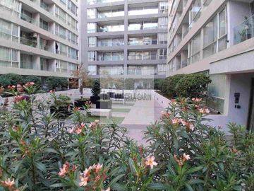 Arriendo departamento amoblado seminuevo 2 dormitorios, 2 baños.