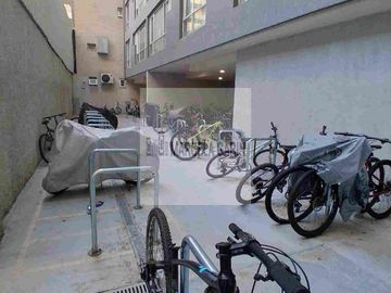 Arriendo departamento amoblado seminuevo 2 dormitorios, 2 baños.