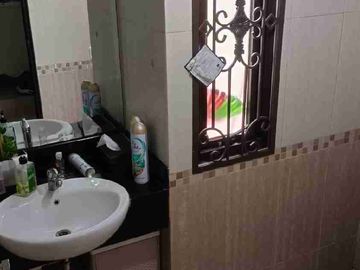 Repost turun harga
DIJUAL CEPAT Repost turun harga

Rumah Hook Siap Huni dan mewah di Cluster Asera one South