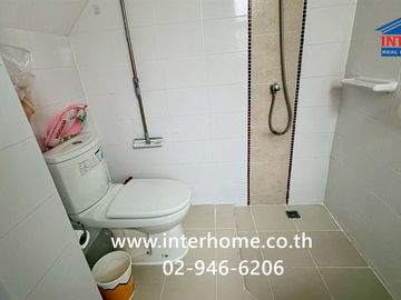 Two-story detached house, 45.4 sq.wah, Passorn Pride Pinklao Wongwaen Village, Soi Wat Som Kliang, Kanchanaphisek Road, Borommaratchachonnani Road, Ba