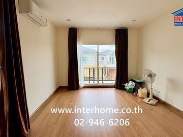 Two-story detached house, 45.4 sq.wah, Passorn Pride Pinklao Wongwaen Village, Soi Wat Som Kliang, Kanchanaphisek Road, Borommaratchachonnani Road, Ba