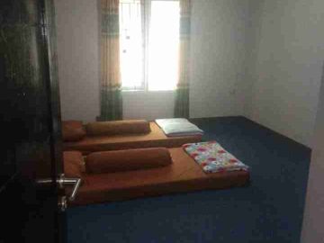 Jual Rumah + kolam Renang  Ujung Berung