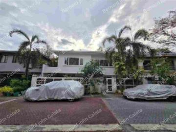 Renovated House and lot Magallanes Village for sale