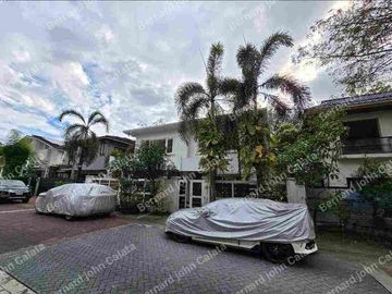 Renovated House and lot Magallanes Village for sale