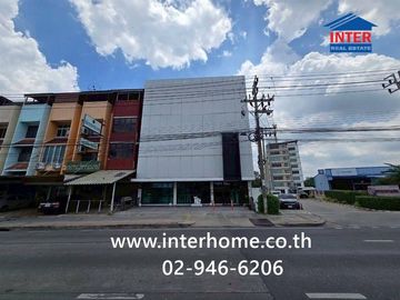 4.5-story commercial building, 43 sq.wa. (approx. 192 sq.m.), near Sahakorn Serithai Village, opposite Toyota Bus Serithai Branch, Serithai Road, Buen