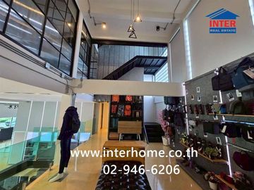4.5-story commercial building, 43 sq.wa. (approx. 192 sq.m.), near Sahakorn Serithai Village, opposite Toyota Bus Serithai Branch, Serithai Road, Buen