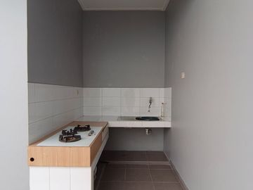 Rumah 2lt luas 108meter 6x18 2KT Cluster Vasana Harapan Indah Bekasi