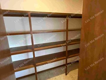 VENTA DE AMPLIO  DEPARTAMENTO EN JULIO BETANCOURT