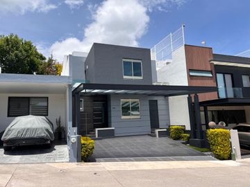Casa en Venta Fracc. Paseo del Parque Tres Marías | 4 Recámaras | Terraza con Asador | Equipada Completa ✨