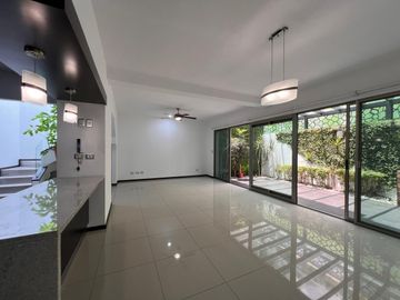 Casa en Venta Fracc. Paseo del Parque Tres Marías | 4 Recámaras | Terraza con Asador | Equipada Completa ✨