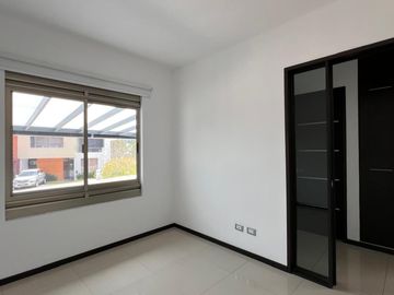 Casa en Venta Fracc. Paseo del Parque Tres Marías | 4 Recámaras | Terraza con Asador | Equipada Completa ✨