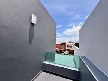 Casa en Venta Fracc. Paseo del Parque Tres Marías | 4 Recámaras | Terraza con Asador | Equipada Completa ✨