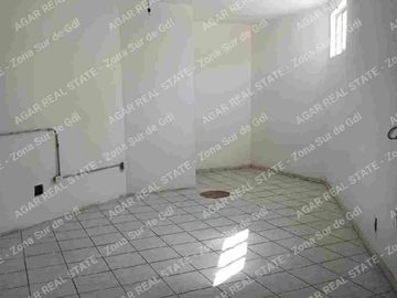 local comercial, con departamento en coto