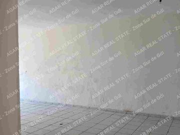 local comercial, con departamento en coto