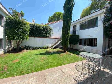 Casa Estilo colonial mexicano en Renta