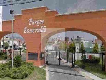 CASA EN RENTA PARQUE ESMERALDA