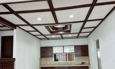SPACIOUS BUNGALOW HOUSE WITH BIG ATTIC FOR SALE IN ANGELES CITY