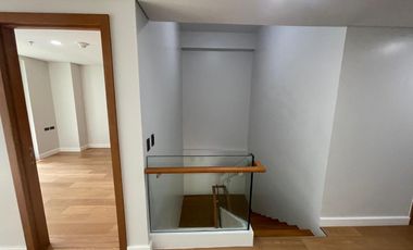 3-Bedroom Tri-Level Villa For Sale in The Seasons Residences BGC