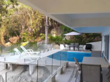 DEPARTAMENTO EN VENTA EN ACAPULCO CON VISTA AL MAR Y ALBERCA