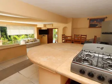 DEPARTAMENTO EN VENTA EN ACAPULCO CON VISTA AL MAR Y ALBERCA