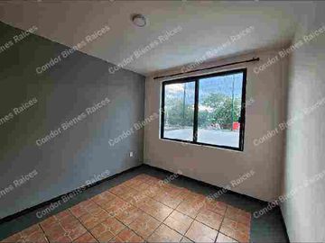 Casa 2 recamaras+ Estudio, fraccionamiento privado, en renta.