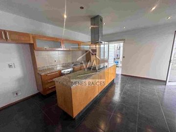 Venta de Casa con 3 habitaciones y seguridad en Metepec
