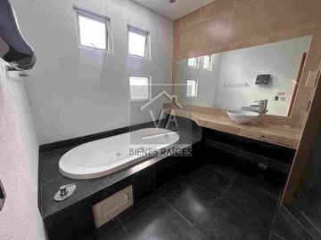 Venta de Casa con 3 habitaciones y seguridad en Metepec