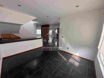 Venta de Casa con 3 habitaciones y seguridad en Metepec