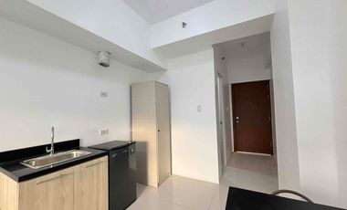 FOR RENT STUDIO UNIT AT COHO TAGUIG