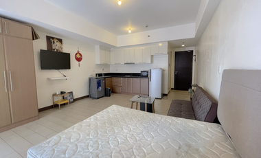 VENICE LUXURY RESIDENCES 41.4 SQM STUDIO TYPE IN TAGUIG CITY - MCKINLEY