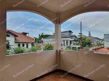 Disewakan Rumah Nyaman Hook Sayap Buah Batu