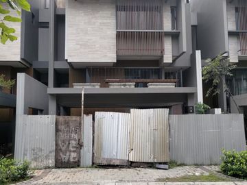 Dijual Rumah 3 Lantai Cluster Quantis Signature BSD City
