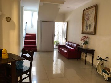 Rumah Cluster Alicante Kondisi Bagus & Harga Murah Dekat Pusat Kuliner