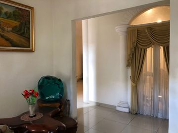 Rumah Cluster Alicante Kondisi Bagus & Harga Murah Dekat Pusat Kuliner