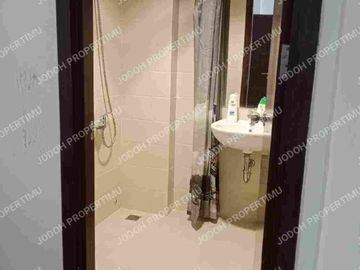 UNIT 1BR CANTIK SEMI FURNISH DI LOKASI STRATEGIS JANTUNG BSD