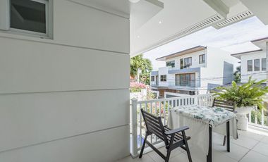 FOR SALE: Elegant 3-Storey House with Pool in AFPOVAI Phase 2