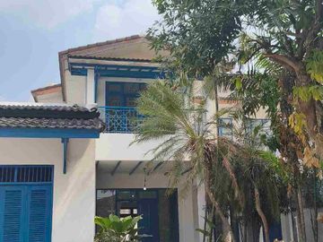Villa Andara dengan Swimming Pool