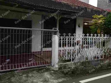 Jual rumah harga tanah di Rawamangun yang aman nyaman dan strategis.