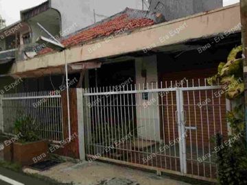 Jual rumah harga tanah di Rawamangun yang aman nyaman dan strategis.