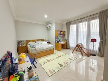 Rumah Mewah Siap Huni di BSD Dekat Tol dan Sekolah