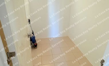 For Sale Two (2) Bedroom with parking in BGC, Avida 34th St. near Uptown Mall