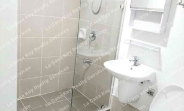 For Sale Two (2) Bedroom with parking in BGC, Avida 34th St. near Uptown Mall