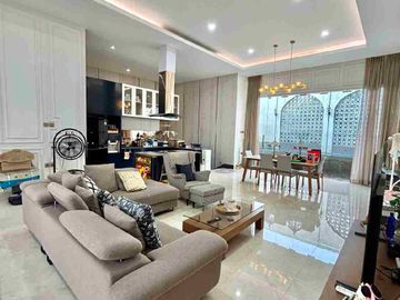 Rumah Mewah Furnished Private Pool di Gunung Sahari Jakarta Pusat