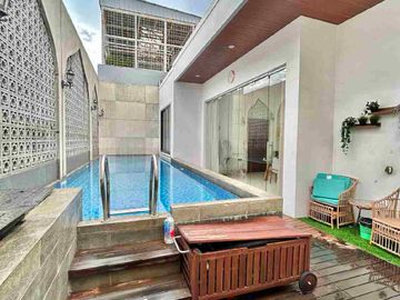 Rumah Mewah Furnished Private Pool di Gunung Sahari Jakarta Pusat