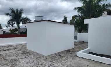 VENTA de Casa en Juriquilla, Querétaro, Real de Juriquilla enfrente del Colegio Roots $4,000,000 MXN