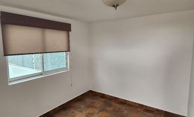 VENTA de Casa en Juriquilla, Querétaro, Real de Juriquilla enfrente del Colegio Roots $4,000,000 MXN
