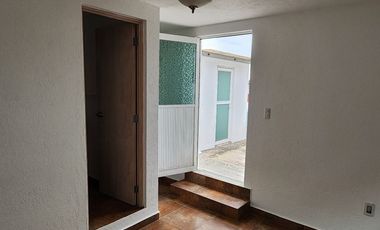 VENTA de Casa en Juriquilla, Querétaro, Real de Juriquilla enfrente del Colegio Roots $4,000,000 MXN