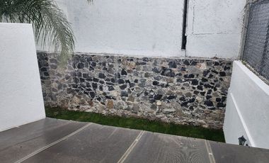 VENTA de Casa en Juriquilla, Querétaro, Real de Juriquilla enfrente del Colegio Roots $4,000,000 MXN